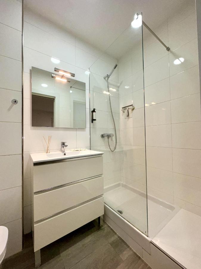 Urbe10 Santa Lucia 1 Bedroom Apartment 1A Malaga Luaran gambar